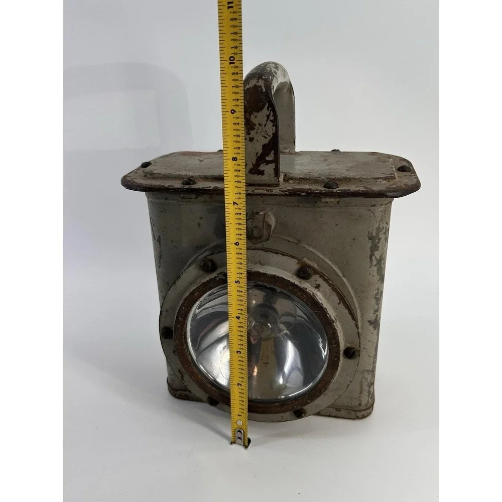 Vintage Korean Era UMPCI Handled Battle Lantern Flashlight Lamp-
